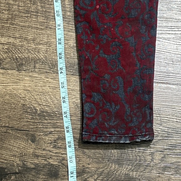J Brand Red Brocade Skinny Jeans Size 25 | Style 811T6 IMB | Made‎ in USA - Picture 4 of 10